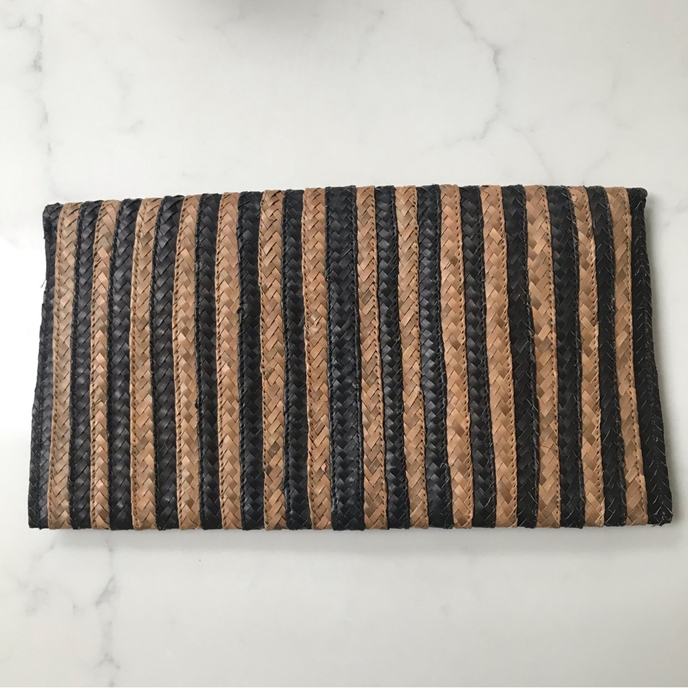 Raffia Straw Envelope Clutch - Picture 3 of 4